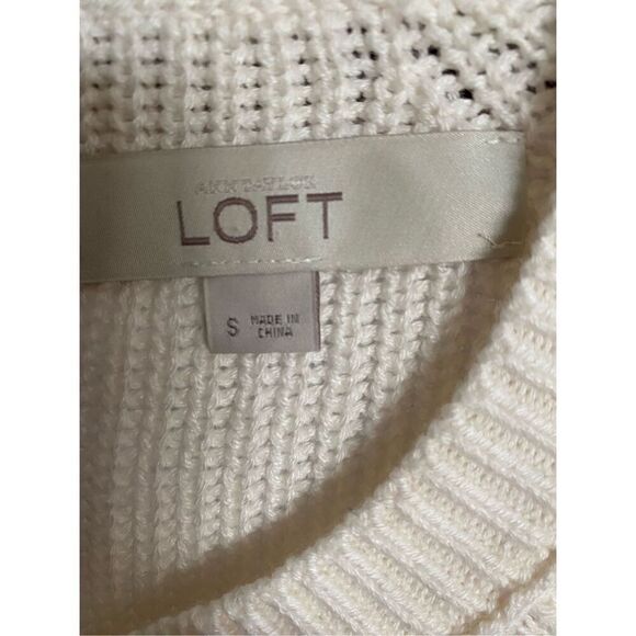 Loft women’s white back button down sweater size small - Picture 4 of 4